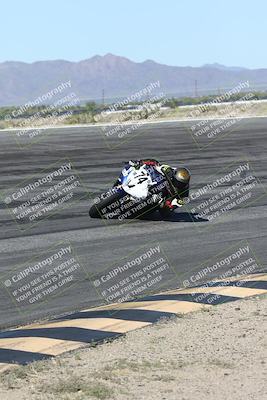 media/Jan-16-2026-CVMA Friday Practice (Fri) [[6f2bf47531]]/4-Racer 3-NRS/Session 3 (Bowl)/